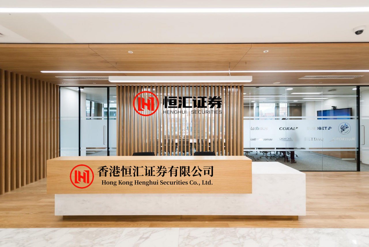 配资体验APP下载 遭全网抵制！伴随在他身上的3个疑问，该解开了